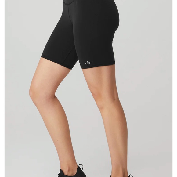 Alo Yoga High Waist Biker Short - NWT, Size Small - Picture 2 of 7